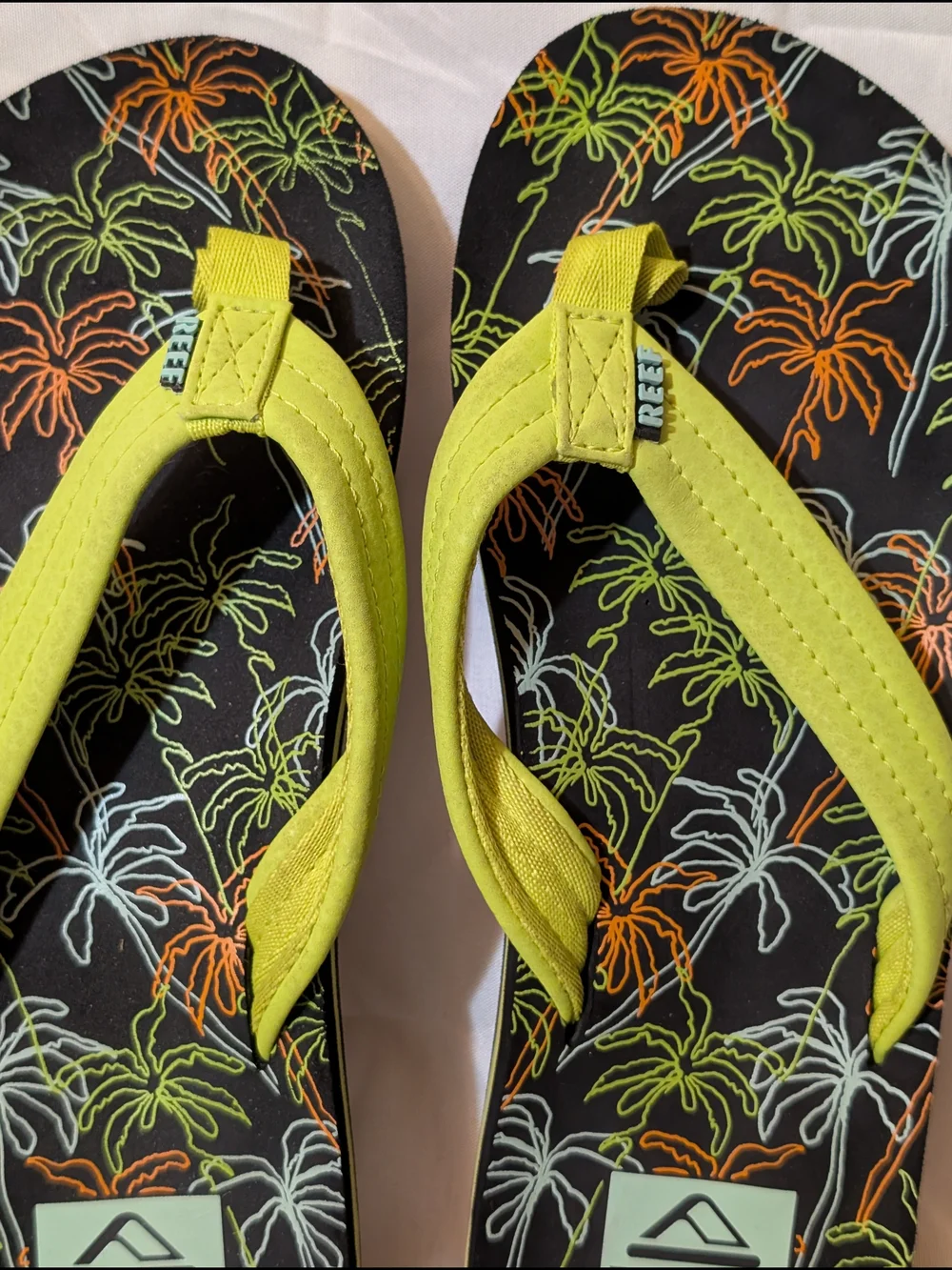 REEF Palm Tree Print Flip Flops with Lime Straps